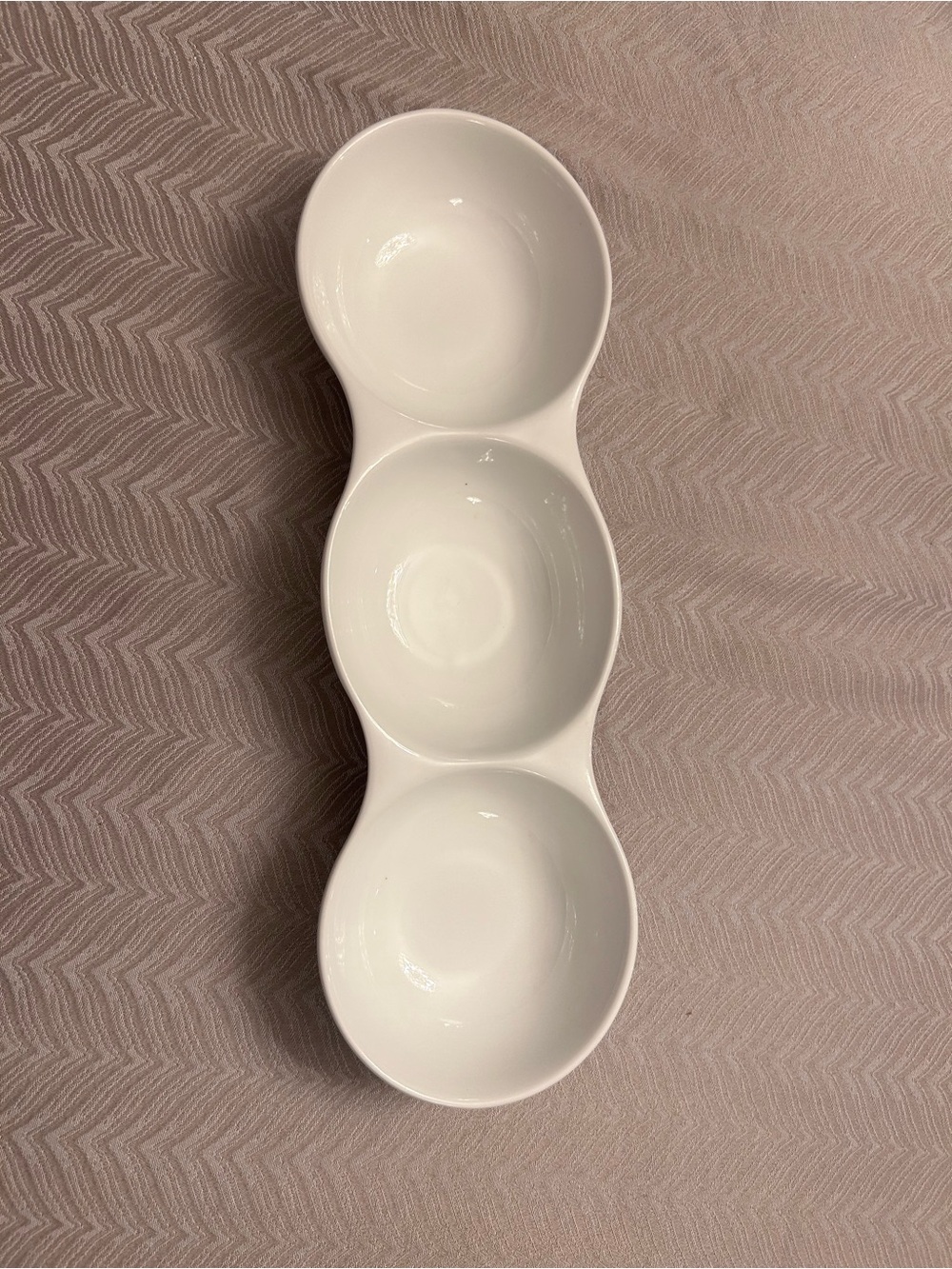 3 Compartment Dip Bowl Containter White Porcelain 5” Diameter Sections
